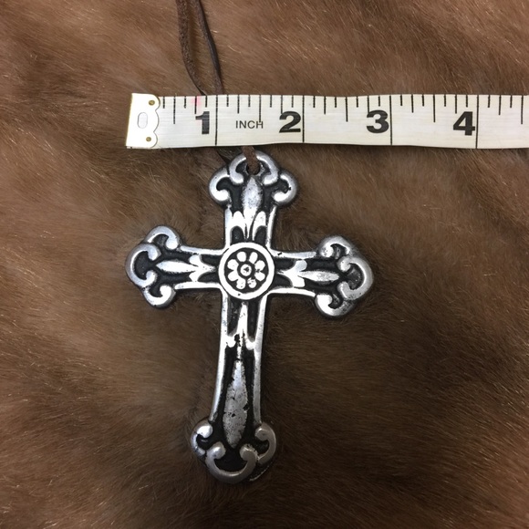 Decorative design cross large pendant - Picture 4 of 4